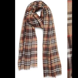 - Vintage Check Wool & Silk Scarf
BURBERRY